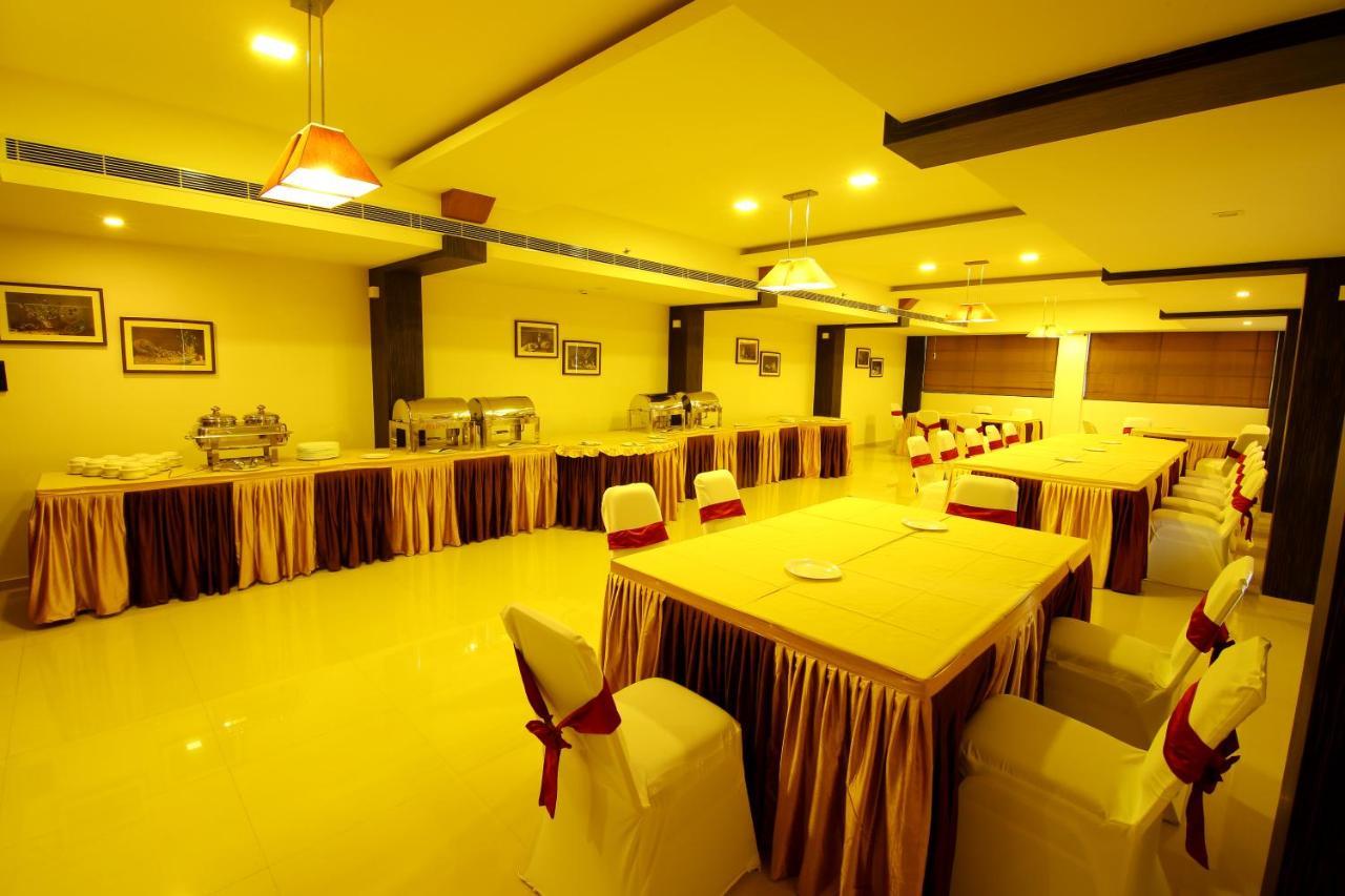 Hotel Hillway Park Kollam Buitenkant foto
