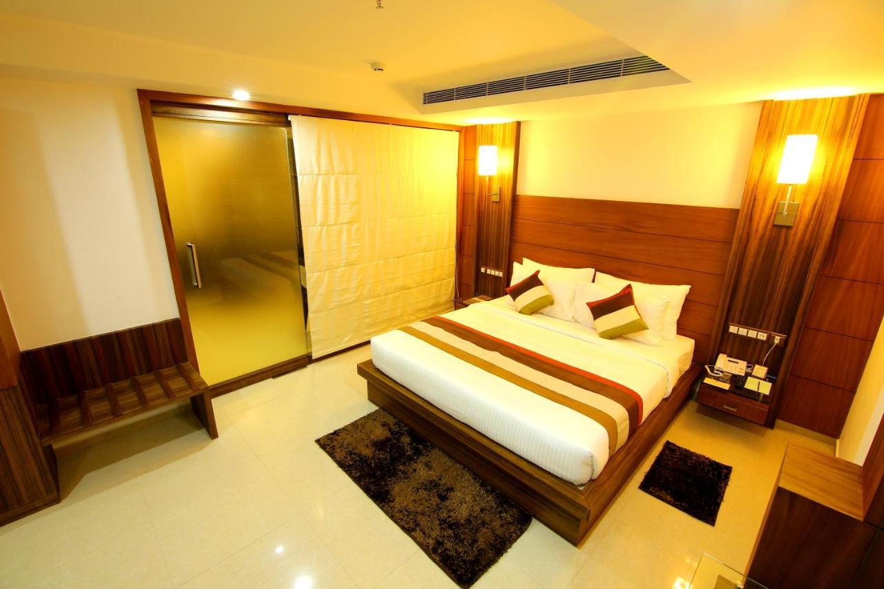Hotel Hillway Park Kollam Buitenkant foto