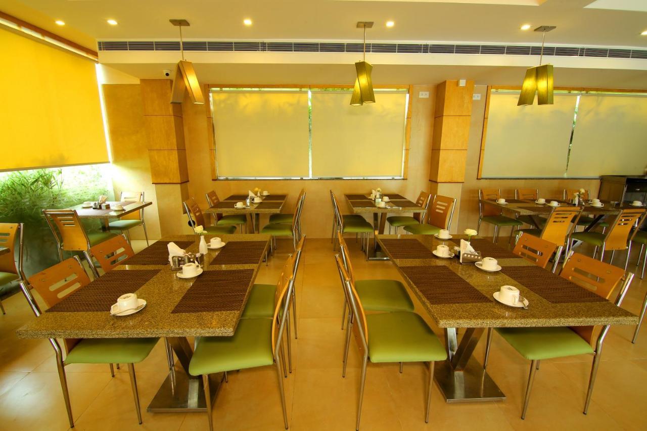 Hotel Hillway Park Kollam Buitenkant foto