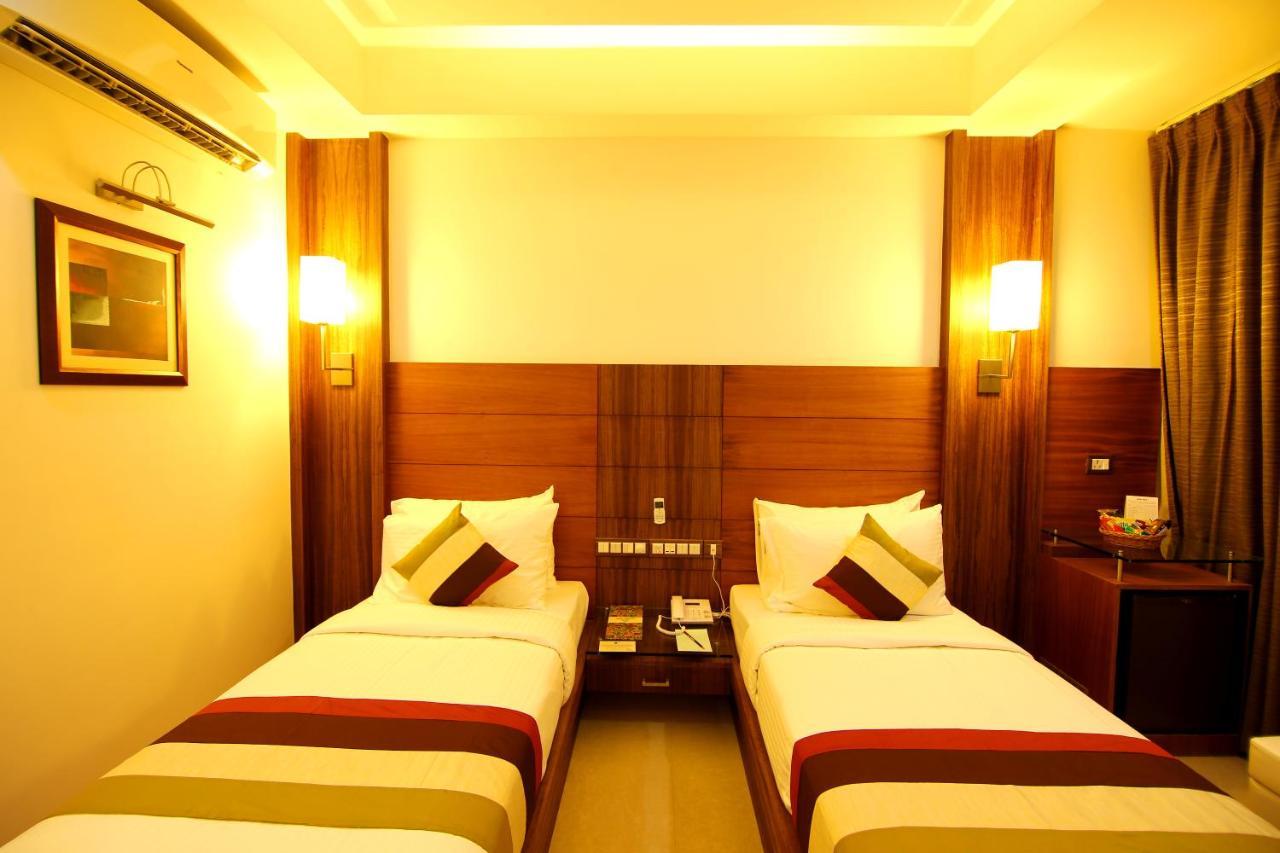 Hotel Hillway Park Kollam Buitenkant foto